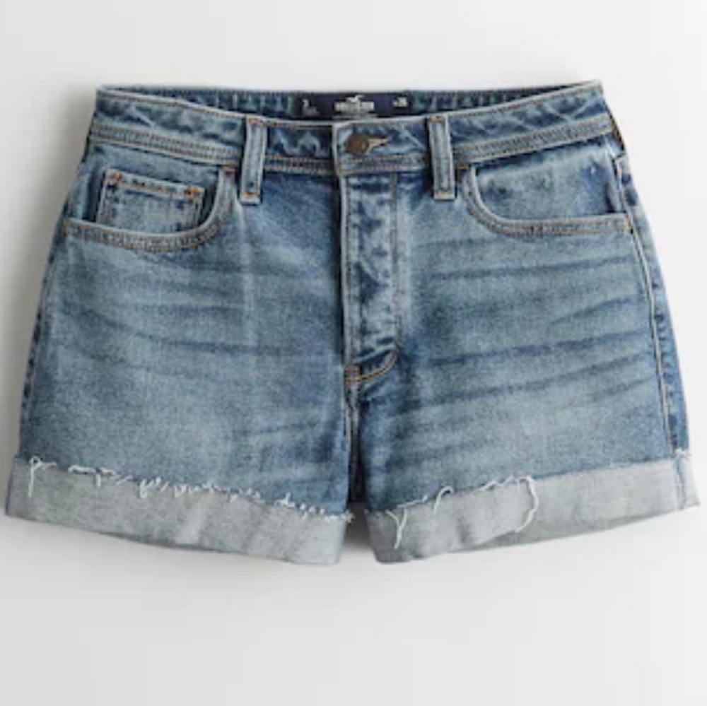 HOLLISTER JEAN SHORTS